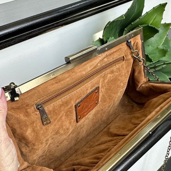 Patricia Nash Genuine Leather Cutout Shoulder Clutch Handbag Vintage-Inspired - Picture 9 of 9